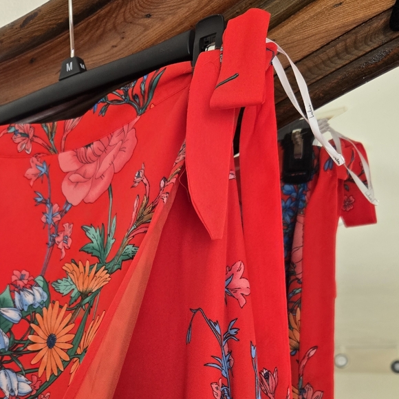 Floral Red Two-Piece Set - Picture 4 of 5